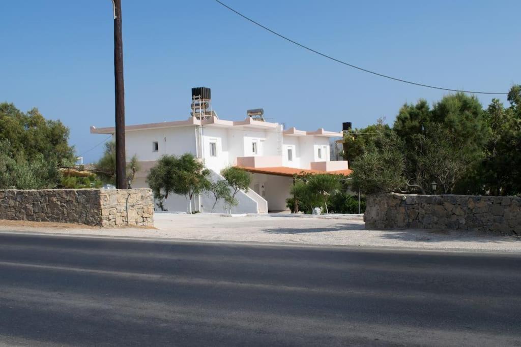 Lazaros & Pagona Houses 2 Ierápetra Eksteriør bilde